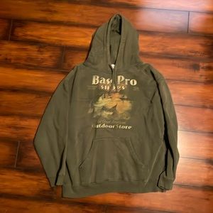 Men’s Bass Pro Shops long sleeve green hooded sweatshirt XXL